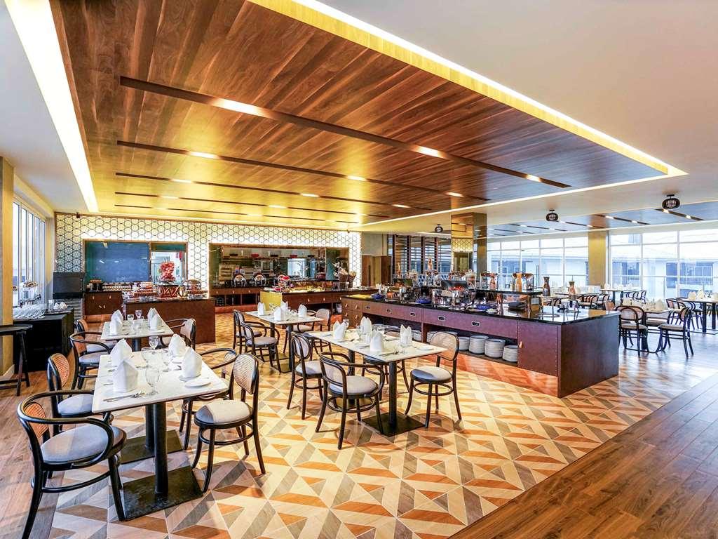 Mercure Langkawi Pantai Cenang Restaurant bilde